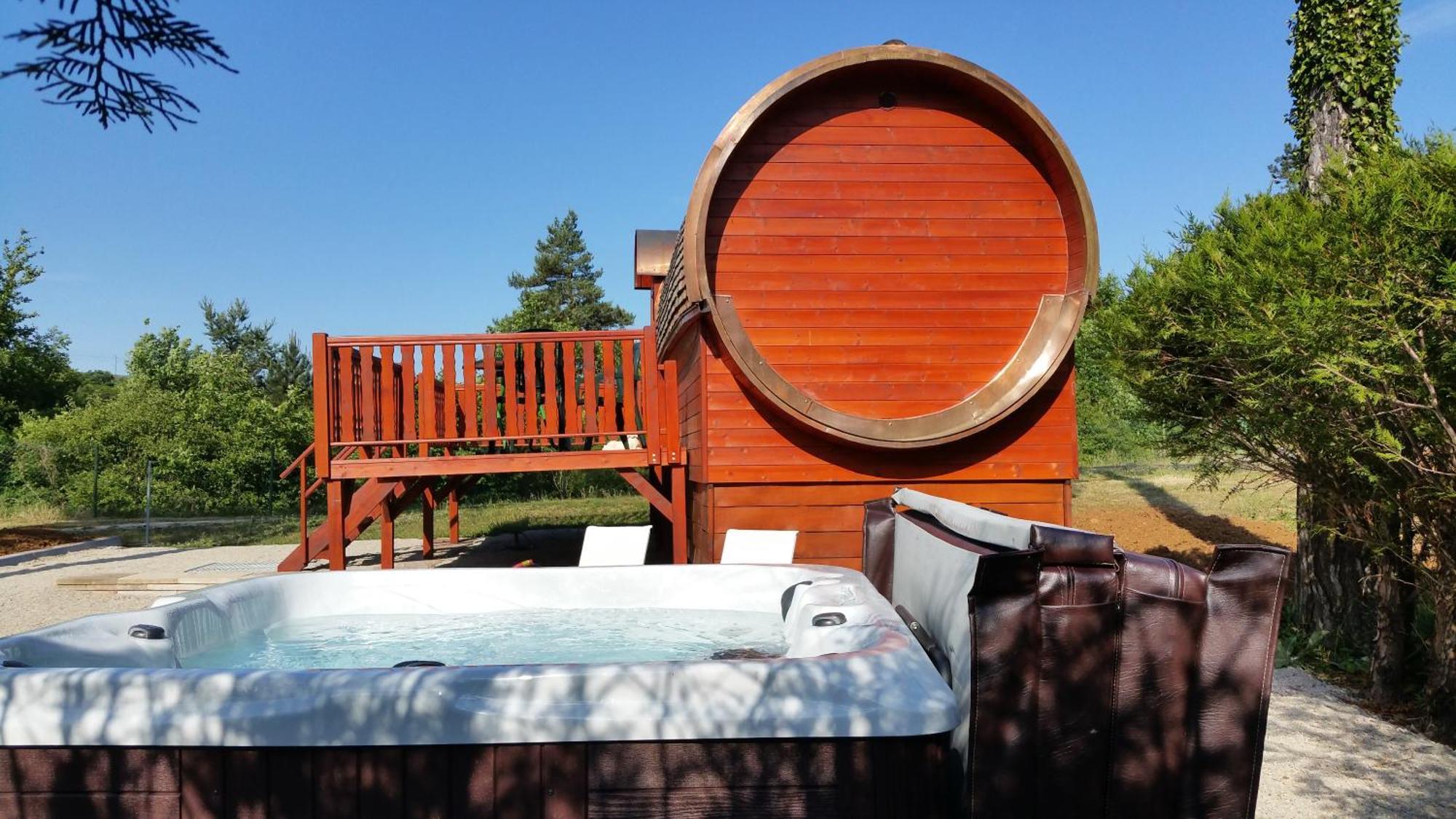 Camping De La Pelouse Jaulny Номер фото