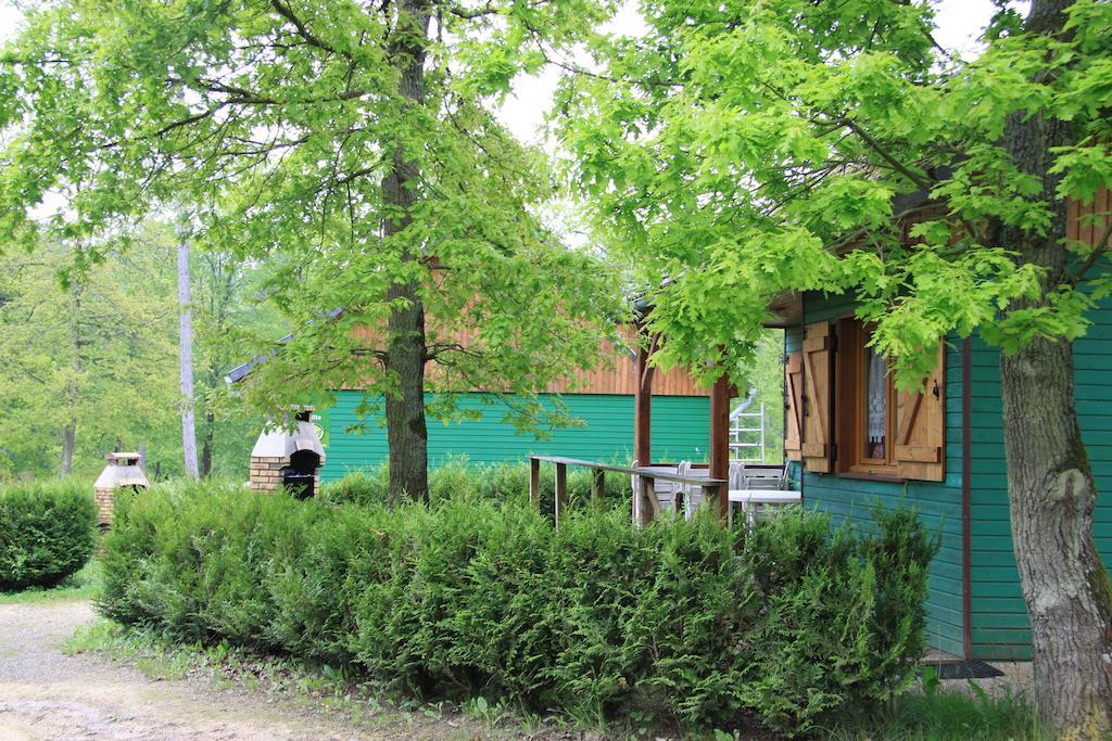 Camping De La Pelouse Jaulny Номер фото